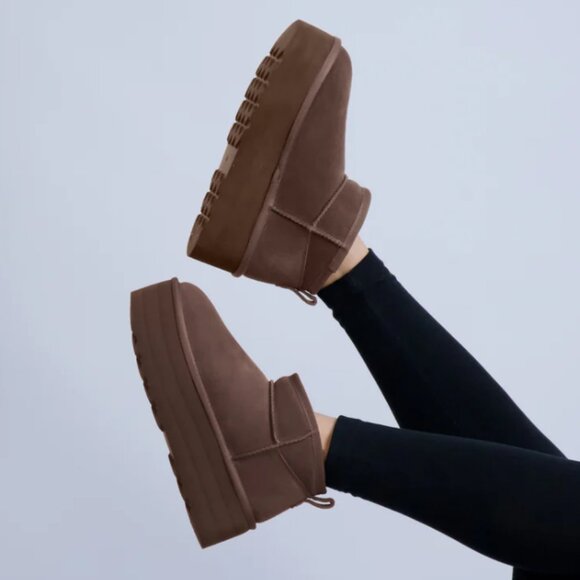 NEW CUSHIONAIRE Suede Hippy Platform Lined Booties  Chocolate for women 1025 4m2 - Picture 1 of 8